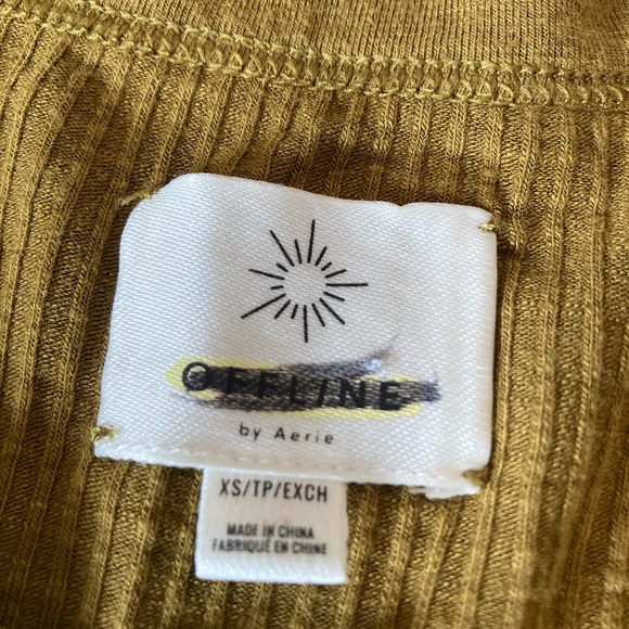 Aerie offline women’s XS 1/2 snap long sleeve tee - Picture 3 of 7